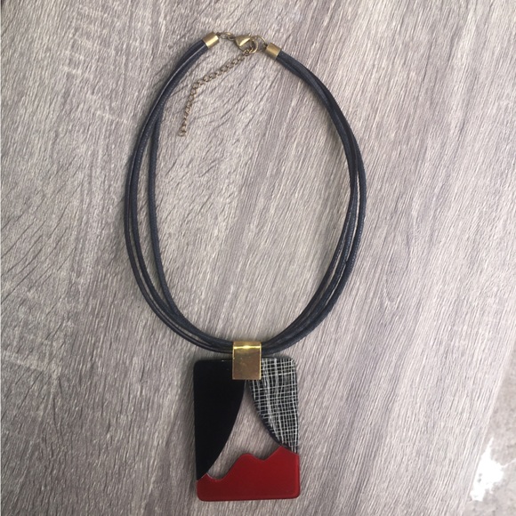 Vintage necklace-Preloved 1980’s statement necklace. Red, black & white VGUC - Picture 5 of 8